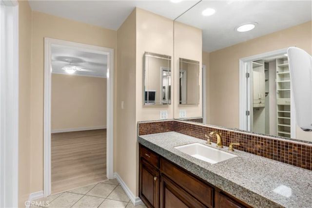 4421 Rochelle Place, Encino, CA 91316