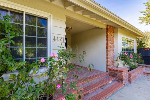4421 Rochelle Place, Encino, CA 91316