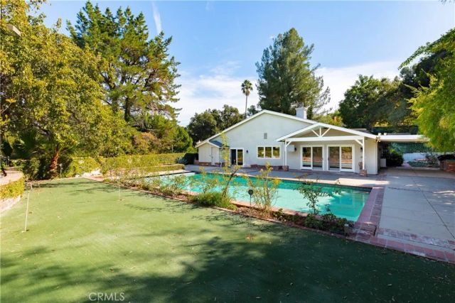 4421 Rochelle Place, Encino, CA 91316