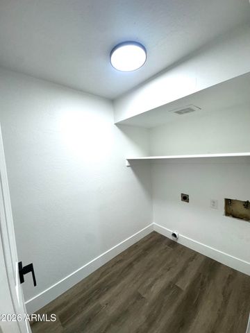 2003 N 51ST Way, Phoenix, AZ 85008