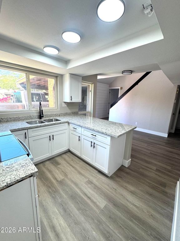 2003 N 51ST Way, Phoenix, AZ 85008