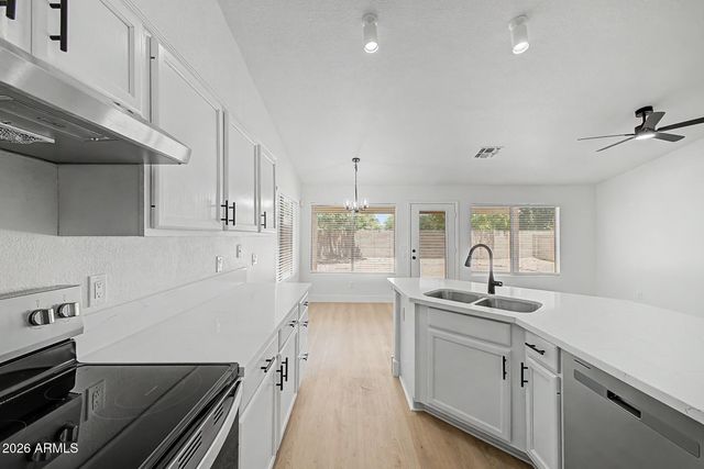 1184 W FLAMINGO Court, Chandler, AZ 85286