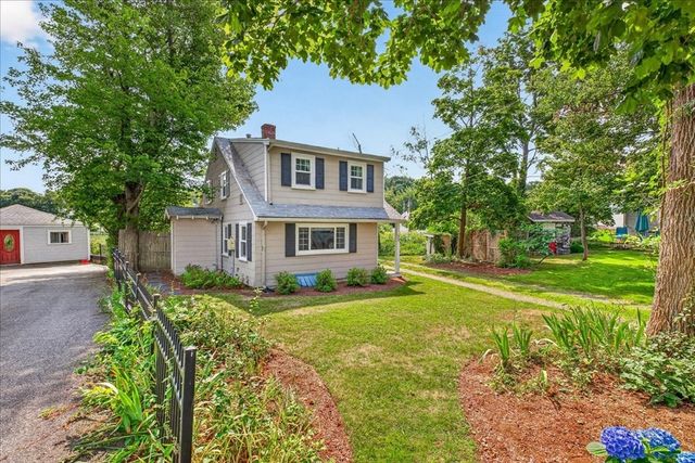 72 Bonnie Brier Cir, Hingham, MA 02043