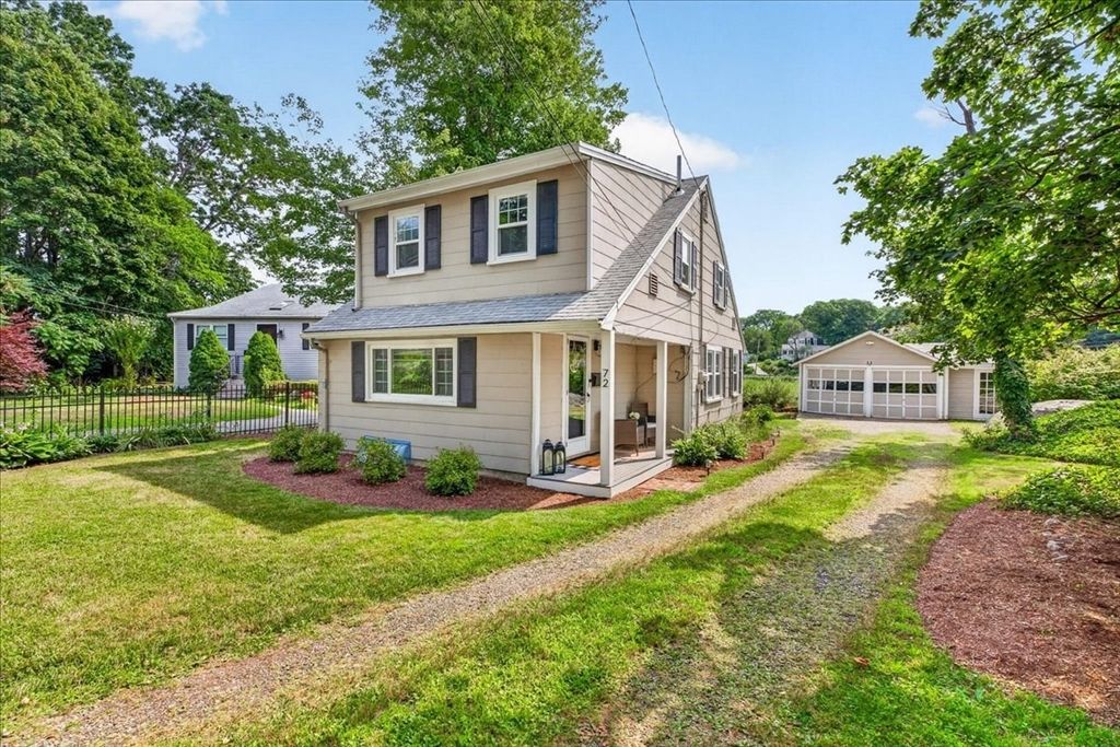 72 Bonnie Brier Cir, Hingham, MA 02043