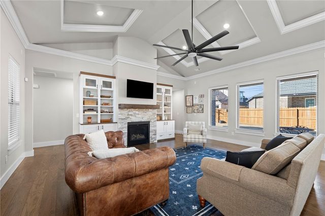 640 Chaparral Street, Centerton, AR 72719