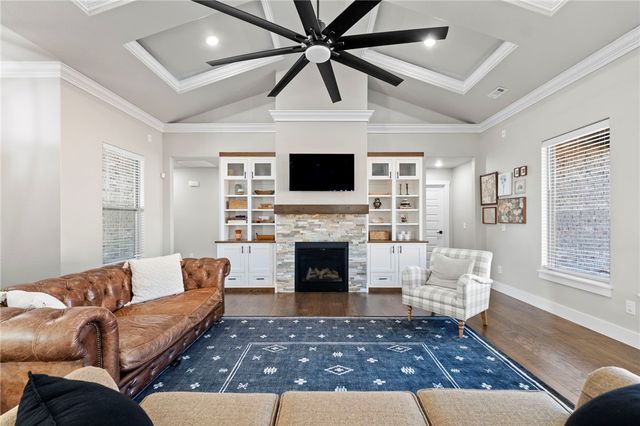 640 Chaparral Street, Centerton, AR 72719