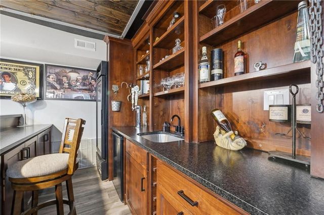 6600 Speaker Road, Kansas City, KS 66111