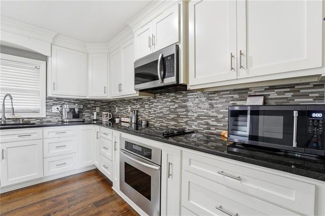 6600 Speaker Road, Kansas City, KS 66111