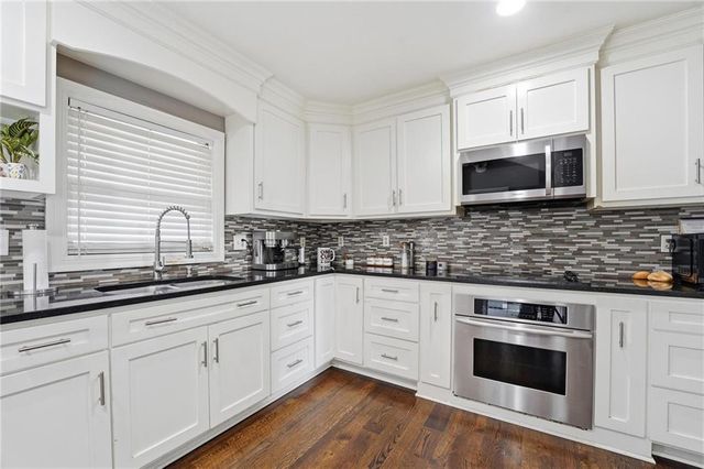 6600 Speaker Road, Kansas City, KS 66111