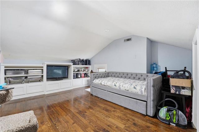 6600 Speaker Road, Kansas City, KS 66111