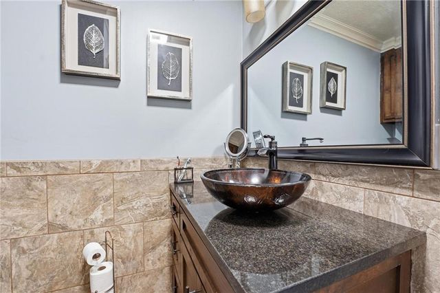 6600 Speaker Road, Kansas City, KS 66111