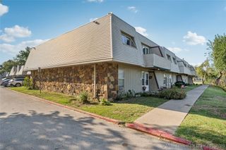 6612 S Zunis Avenue 106, Tulsa, OK 74136