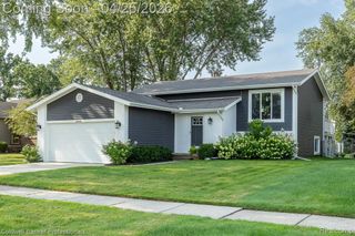 23540 Harvard Shore Drive, Clinton Township, MI 48035
