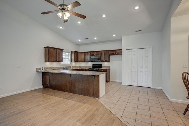 3061, 3121 3107 & 3110 South Day Road, Joplin, MO 64804