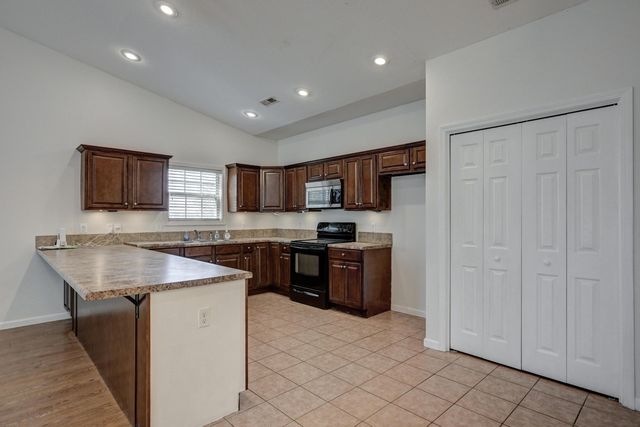 3061, 3121 3107 & 3110 South Day Road, Joplin, MO 64804