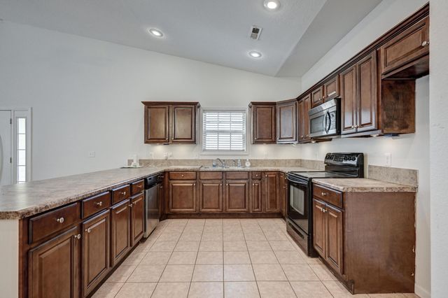 3061, 3121 3107 & 3110 South Day Road, Joplin, MO 64804