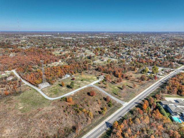 3061, 3121 3107 & 3110 South Day Road, Joplin, MO 64804