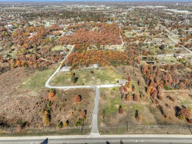 3061, 3121 3107 & 3110 South Day Road, Joplin, MO 64804