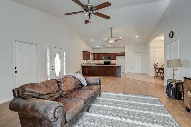 3061, 3121 3107 & 3110 South Day Road, Joplin, MO 64804