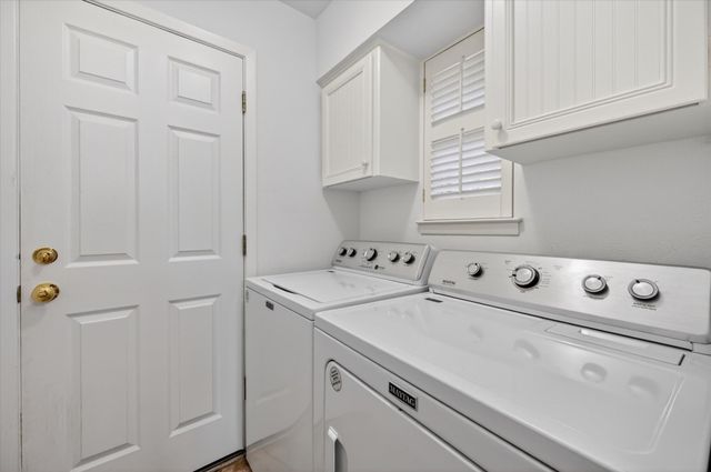 2105 Meadow Lane, Grand Prairie, TX 75050