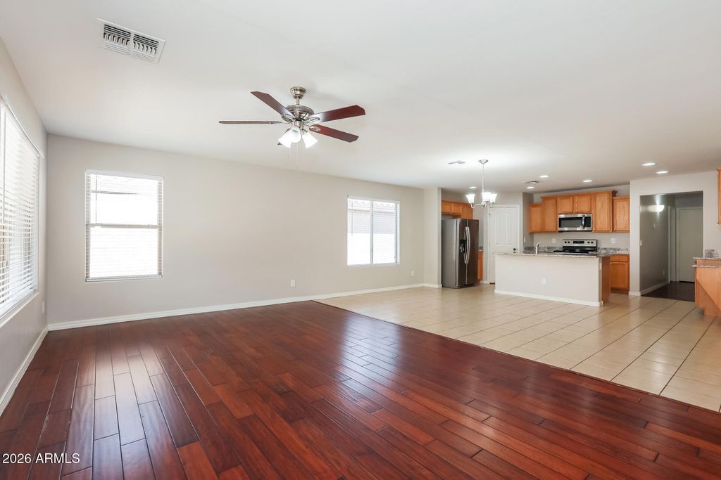 1069 W DESERT HILLS Drive, San Tan Valley, AZ 85143 — photo 3
