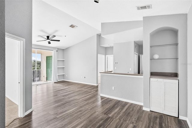 8812 DUNES COURT 305, Kissimmee, FL 34747