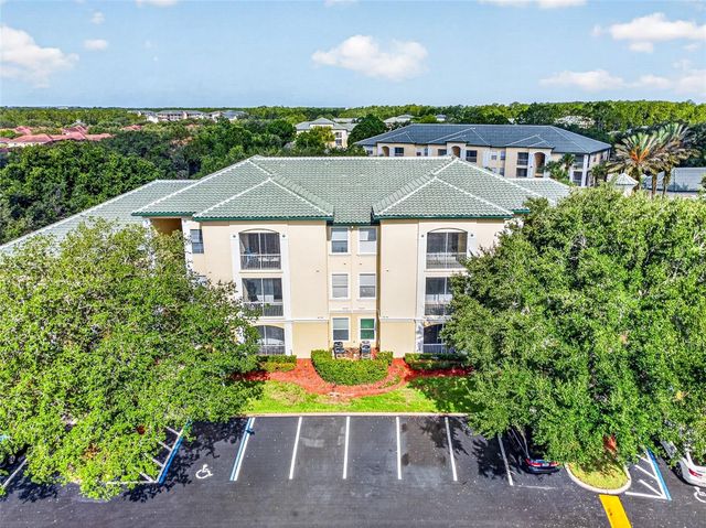 8812 DUNES COURT 305, Kissimmee, FL 34747