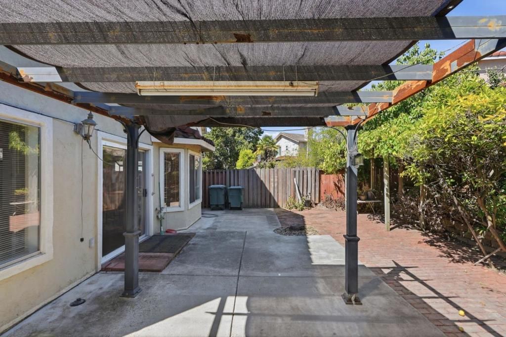 Image 26 of property listing at 201 Knights Circle, Vallejo, CA 94591