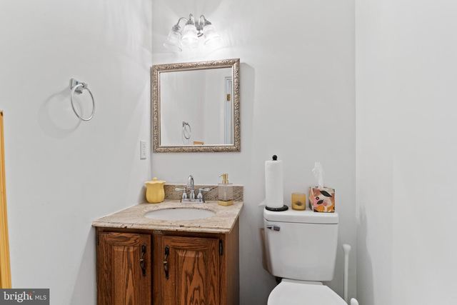 654 PARK RIDGE DRIVE, Mechanicsburg, PA 17055
