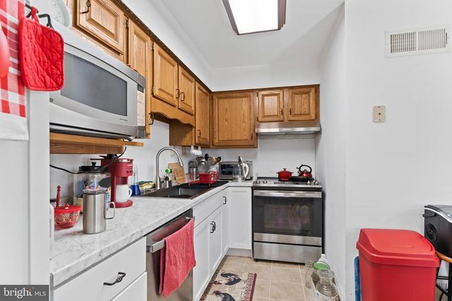 654 PARK RIDGE DRIVE, Mechanicsburg, PA 17055