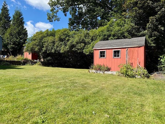 18 Blue Bell Road, Worcester, MA 01606