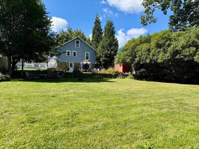 18 Blue Bell Road, Worcester, MA 01606