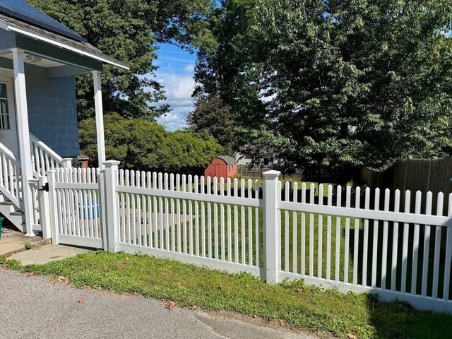 18 Blue Bell Road, Worcester, MA 01606