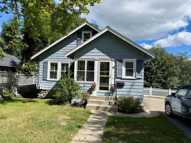 18 Blue Bell Road, Worcester, MA 01606