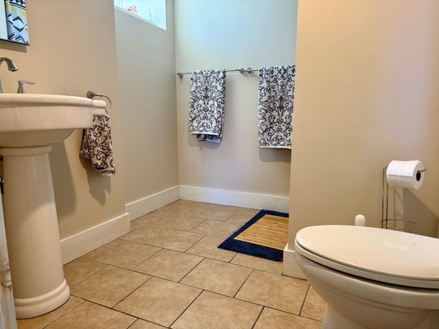 18 Blue Bell Road, Worcester, MA 01606