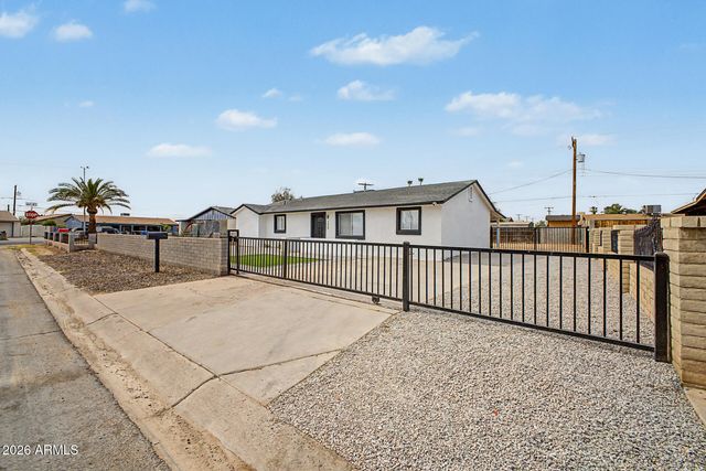 4050 W NANCY Lane, Phoenix, AZ 85041