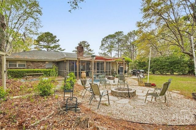 8 Chowning Drive, Savannah, GA 31419