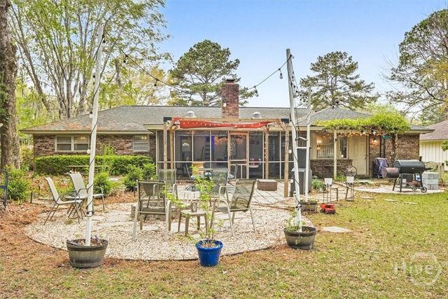 8 Chowning Drive, Savannah, GA 31419