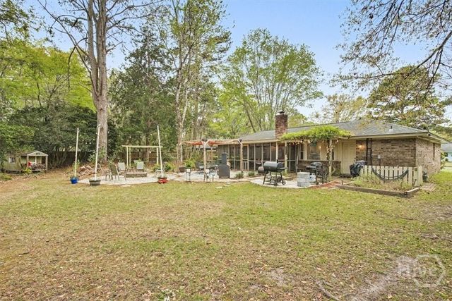 8 Chowning Drive, Savannah, GA 31419