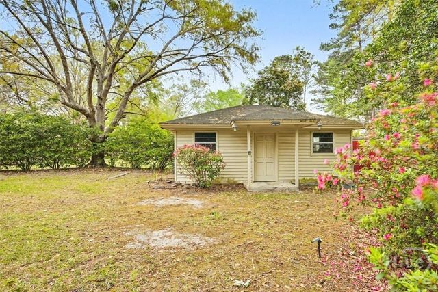 8 Chowning Drive, Savannah, GA 31419