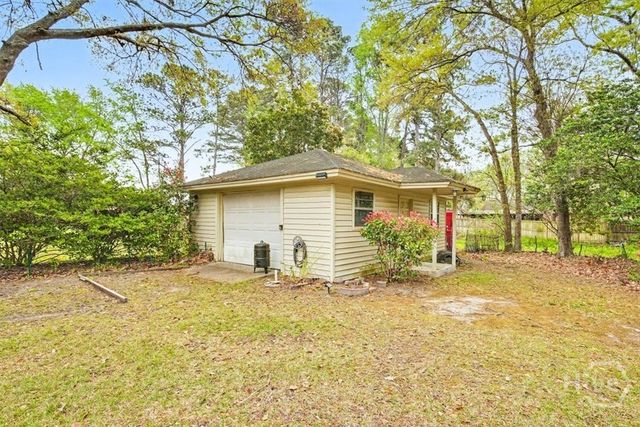 8 Chowning Drive, Savannah, GA 31419