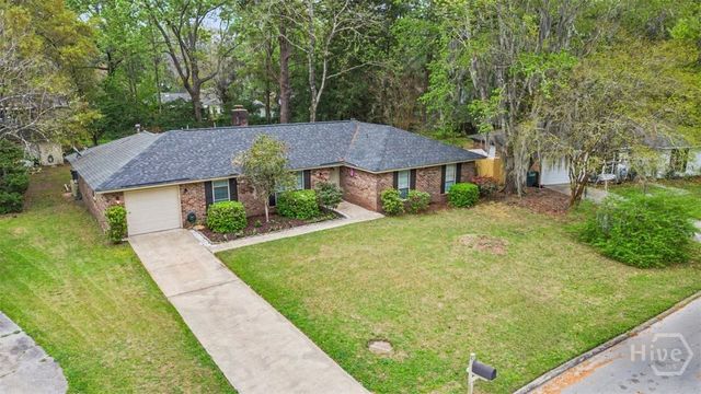8 Chowning Drive, Savannah, GA 31419