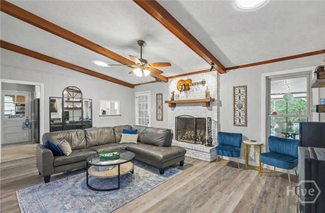 8 Chowning Drive, Savannah, GA 31419