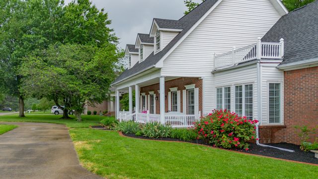 6429 Stinespring Drive, Paducah, KY 42001