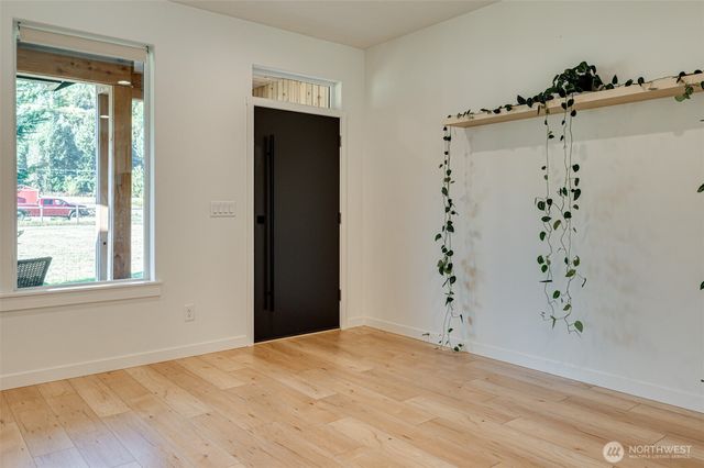 192 Stuart Field Lane, Ariel, WA 98603