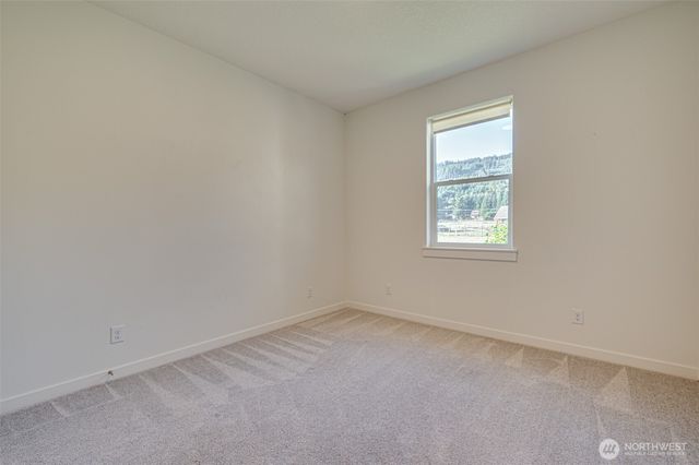 192 Stuart Field Lane, Ariel, WA 98603