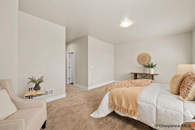 1336 JACK LN, Cheyenne, WY 82009