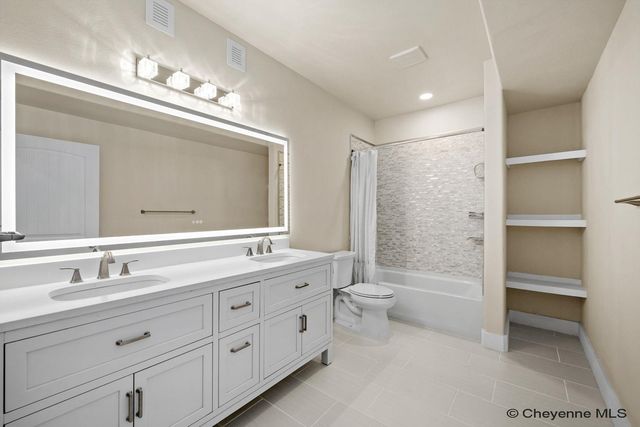 1336 JACK LN, Cheyenne, WY 82009