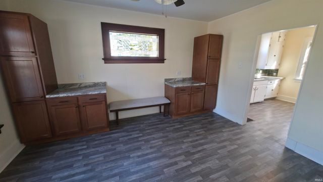 3017 S Clinton Street, Fort Wayne, IN 46806