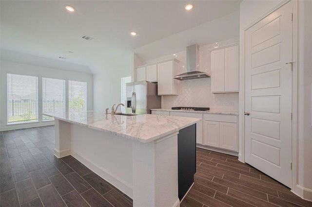 1051 Comal Trail, Dayton, TX 77535